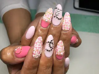 ネイル Li'leaNail AINAのネイルデザイン