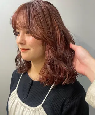 ミディアム カラー Garland  Ginza所属・モモ🍑 レイヤー/ボブ/暖色のヘアスタイル