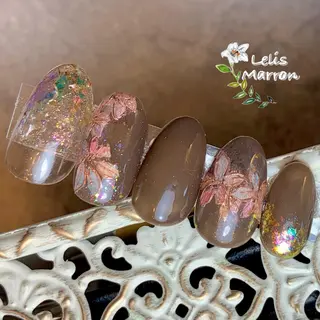 ネイル Lelis Marron所属・岸 侑李のネイルデザイン