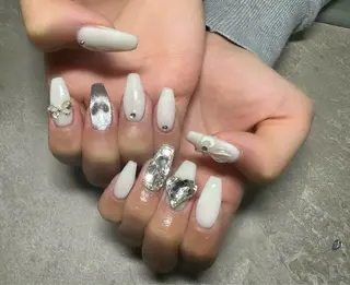 ネイル LAVISH nail salonのネイルデザイン