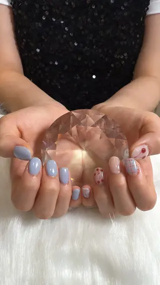 ネイル 栗林 夏鈴のネイルデザイン