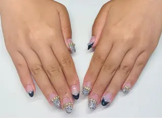 ネイル Mule Beauty Salon所属・ミュール ビューティーサロンのネイルデザイン