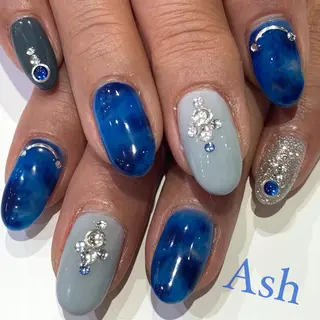 ネイル 🩵NORIKO 上品ネイルが得意🩵のネイルデザイン