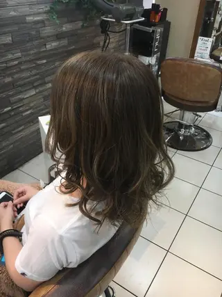 ミディアム カラー 三尾 麻美のマツエク・マツパデザイン