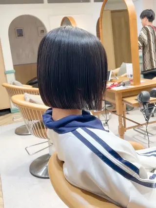 ショート レイヤー/ボブ 高嶋 優のヘアスタイル