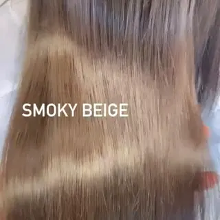 セミロング カラー Toiro所属・🤎小顔レイヤー /ベージュ🤎友香のヘアスタイル