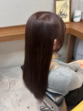 ロング カラー 山口 摩七斗のヘアスタイル