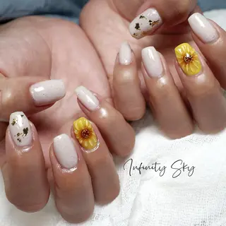 ネイル infinity skyのネイルデザイン