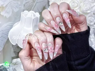 ネイル ✨Nailsalon Vi+✨のネイルデザイン