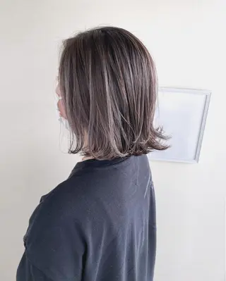 ミディアム カラー ハイライトカラー✨ グレージュ✨鎌倉光洋のヘアスタイル