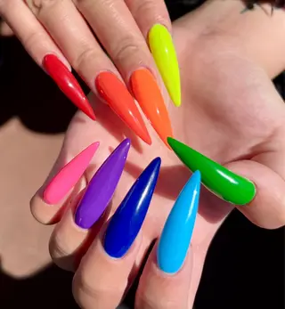 ネイル GRANDEUR焼津 MEI🪼のネイルデザイン