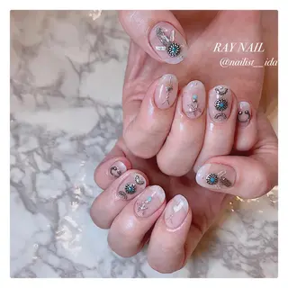 ネイル Arowa 伊田のネイルデザイン