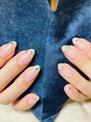 ネイル ECLAT エクラ所属・寺山 千鶴のネイルデザイン