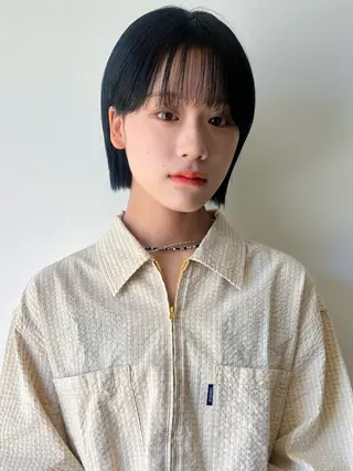 ショート カラー 地毛風ストレート ミニボブ🌷江梨🍎のヘアスタイル