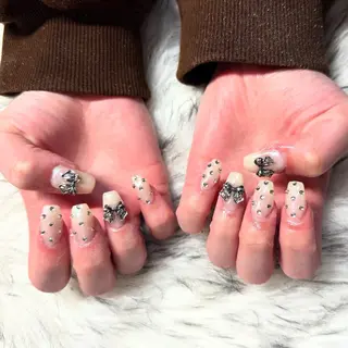 セミロング mao .のネイルデザイン