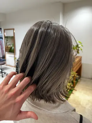 ミディアム hoNua. 栄/透明感カラーのヘアスタイル