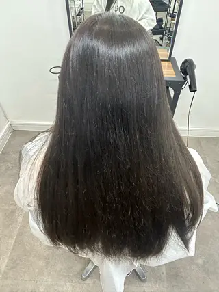 ロング カラー 福本 菜緒のヘアスタイル
