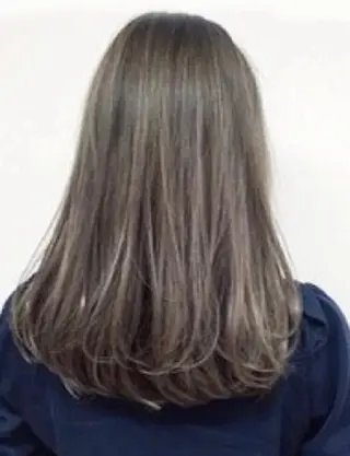 ロング 西原 みさきのヘアスタイル