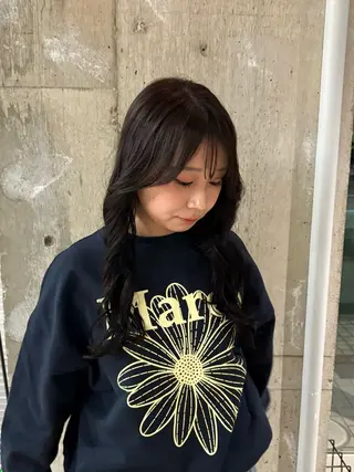 ロング カラー BUSH所属・BUSH なかじませりなのヘアスタイル