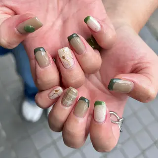 ネイル 河野 弥月のネイルデザイン