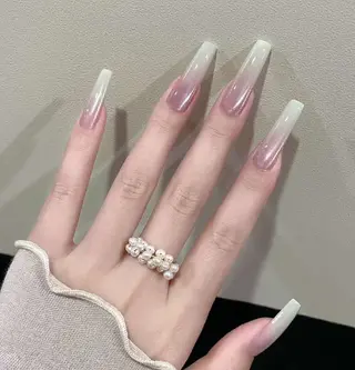 ネイル Oomiya 服部のネイルデザイン