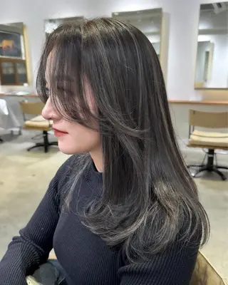 セミロング カラー ナガミネアリサ/ 学芸大学/海外ヘアのヘアスタイル