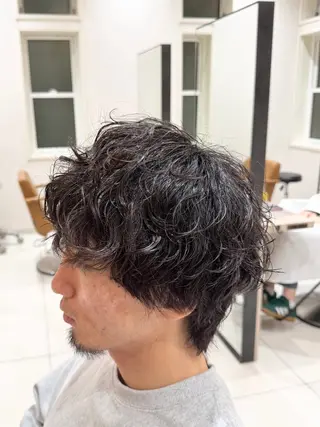 メンズ メンズ特化フェザー パーマ🚗タケシのヘアスタイル