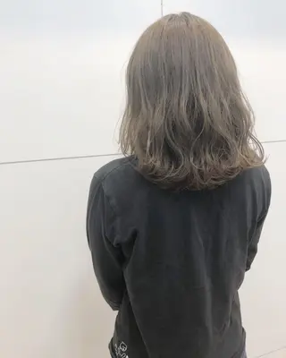 ミディアム レイヤー×縮毛矯正 深見 拓のヘアスタイル