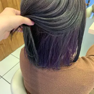 ショート カラー ヘアアレンジ サナ🌱 切りっぱなしボブのヘアスタイル