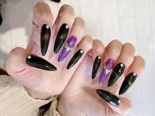 ネイル ネイル ティアラのネイルデザイン