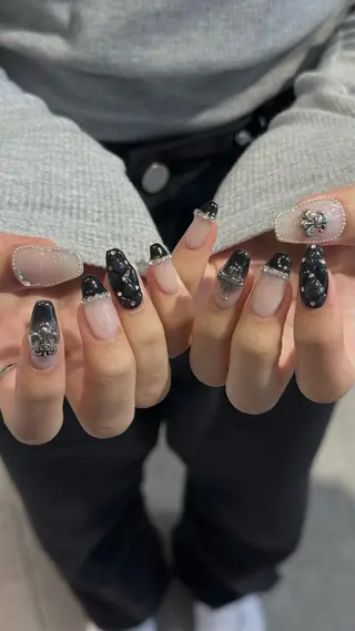 ネイル 🎀韓国レイヤー特化 🎀ベージュ/ミクのヘアスタイル