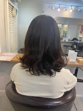 ミディアム JouleSouth 佐野花苗[新宿]のヘアスタイル