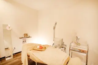 MENARD esperancerave所属・若園 麻理子のエステ・リラクイメージ