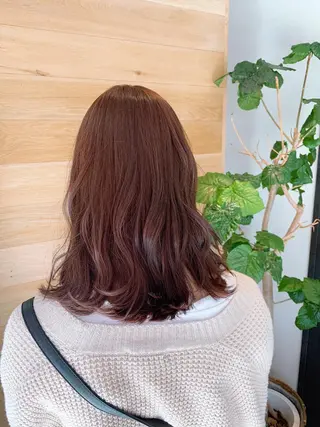 セミロング ayano ．のヘアスタイル