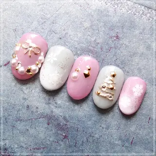 ネイル 山田 麻衣のネイルデザイン