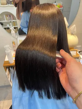 ロング コイデ リュウセイのヘアスタイル