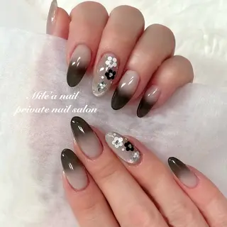ネイル Mile'a nailのネイルデザイン