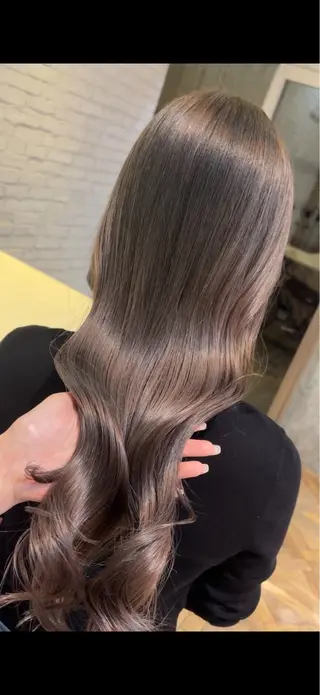 ロング カラー BEBE所属・ご新規様限定 透明感カラーKANAのヘアスタイル