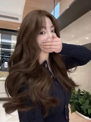 ロング カラー 韓国風暗髪ヘア🤍 🫧MIREIのヘアスタイル