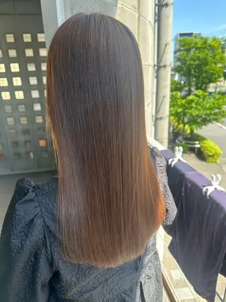 ロング 吉田 愛梨のヘアスタイル