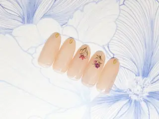 ネイル ティーエヌ 金山駅東口店のネイルデザイン