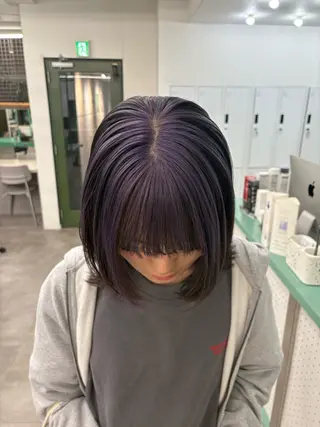 ミディアム 綾乃／デザインカラー ／ハイトーン／ボブのヘアスタイル