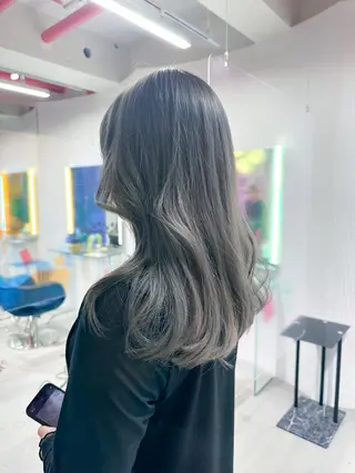 ミディアム カラー BOX mico.のヘアスタイル