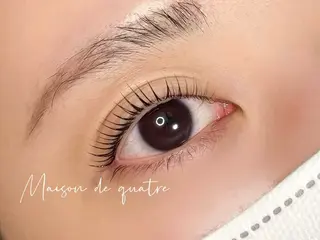 マツエク・マツパ Maison de quatreのマツエク・マツパデザイン