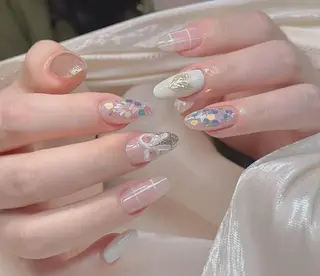 ネイル VIVIAN エイのネイルデザイン