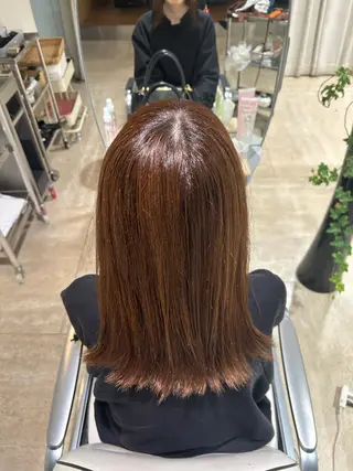 ミディアム カラー ツヤ髪💫髪質改善 透明感カラー仁平創太のヘアスタイル