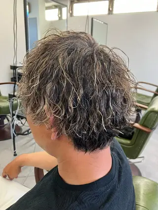 カラー パーマ メンズ 藤倉 翔平のヘアスタイル