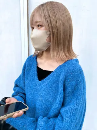 ミディアム W所属・小林 朋花のヘアスタイル