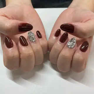 ネイル MAXKELLY EMIのネイルデザイン