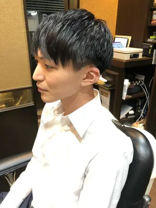 ミディアム ヒロ銀座バーバーショップ難波店所属・縮毛矯正/パーマ 宮河 惇💈のヘアスタイル
